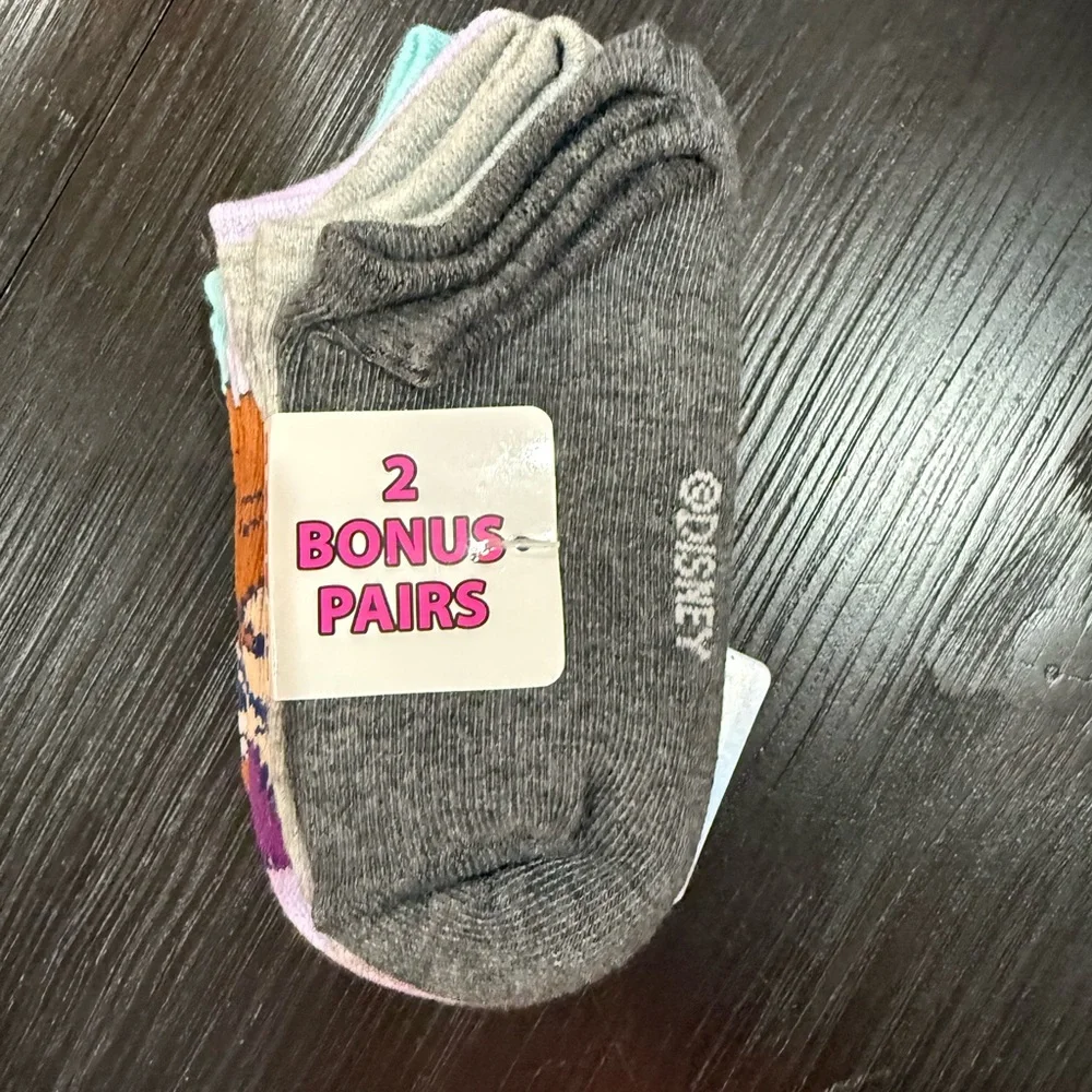 NWT Size Small Disney Frozen Ankle Socks 8 pairs